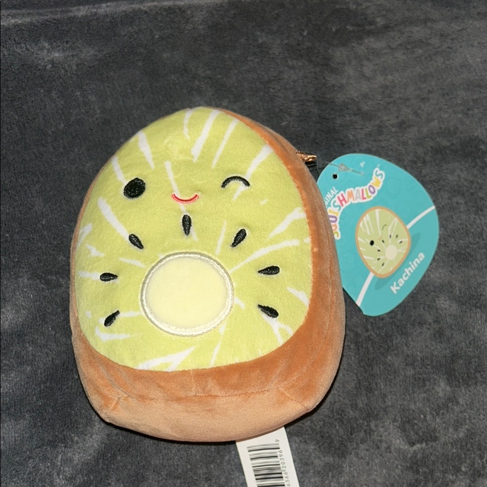 Kiwi squishmallows